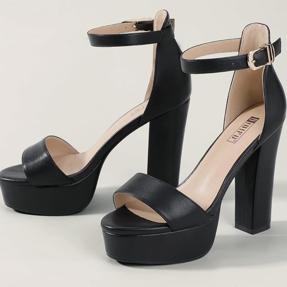 IDIFU Shoes - 🎉Black Platform Heel W a 1.25 platform & Ankle Tie w Buckle Front Strap Seven 7